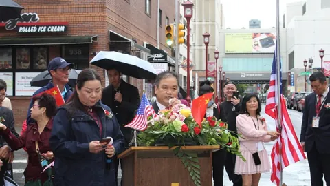 曼联坚定卡塞米罗留队决心，球员踊跃响应减薪计划，英媒揭露惊人幕后真相